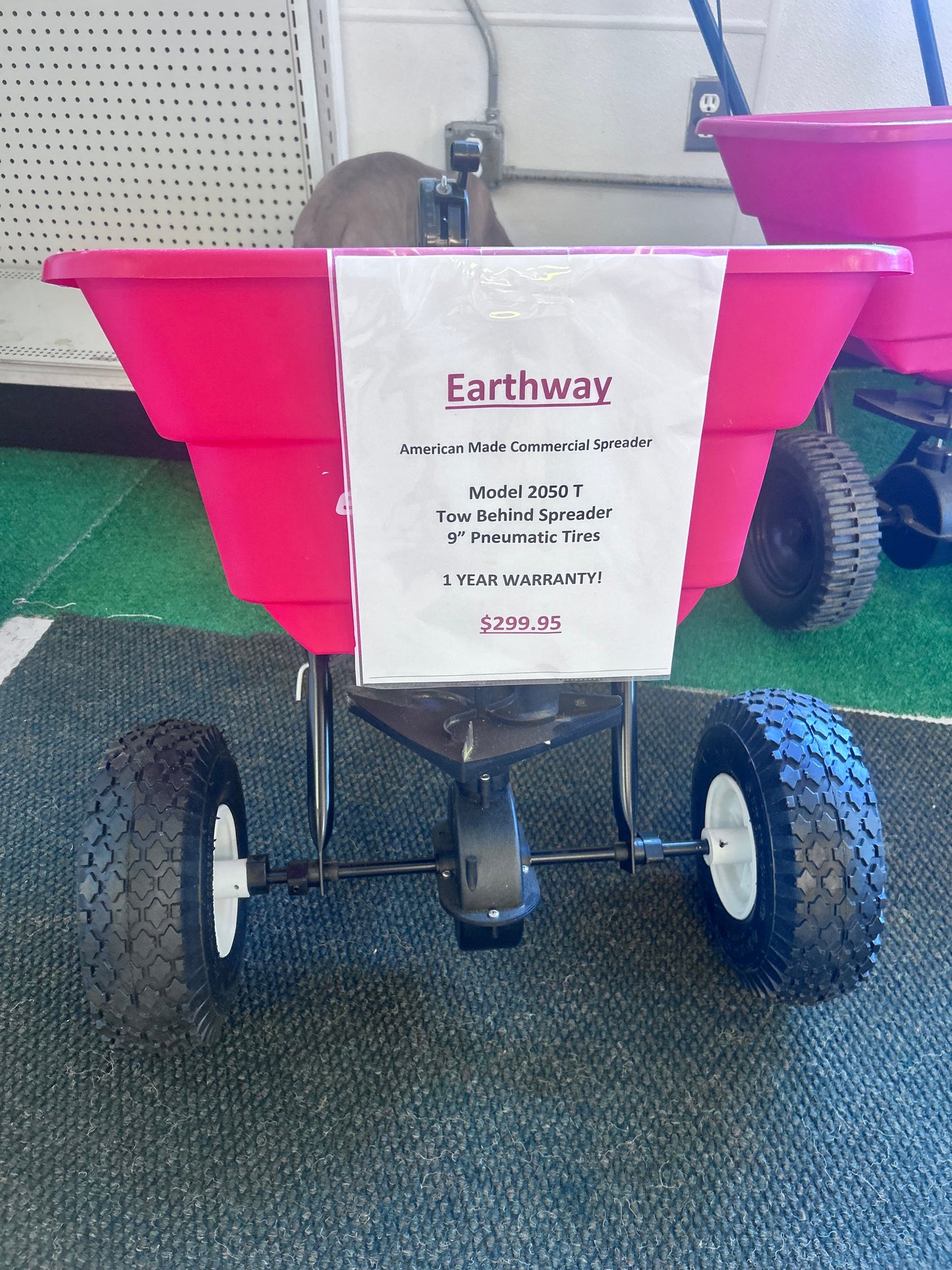 Earthway 2050T tow spreader 80